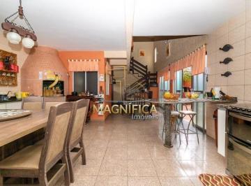 Casa · 398m² · 4 Quartos · 4 Vagas · EXCELENTE SOBRADO NO BAIRRO BACACHERI EM CURITIBA