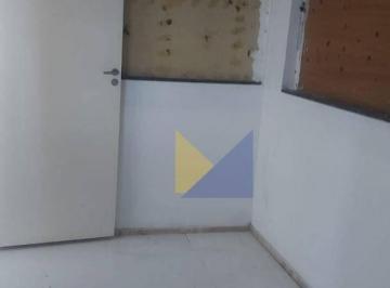 Comercial · 40m² · 1 Vaga · Sala Comercial para alugar em Jardim Paraventi de 40.00m² com 1 Garagem