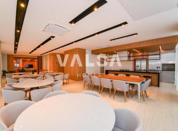 1 · Apartamento duplex com 113.11 m², 2 quartos sendo 2 suítes à venda no bairro Batel.