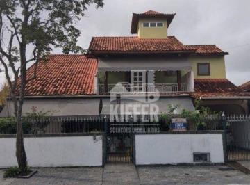 CASA COM 4 QUARTOS E PISCINA EM ITAIPU A VENDA · Casa com 4 dormitórios à venda, 321 m² por R$ 1.600.000,00 - Itaipu - Niterói/RJ
