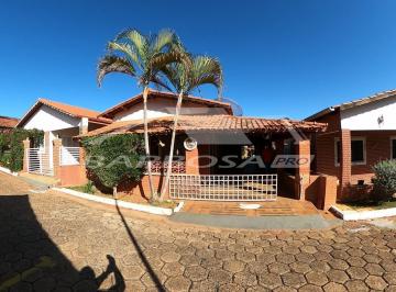 Casa · 180m² · 2 Quartos · 3 Vagas · Casa para venda perto do Atacadão Assaí em Caldas Novas