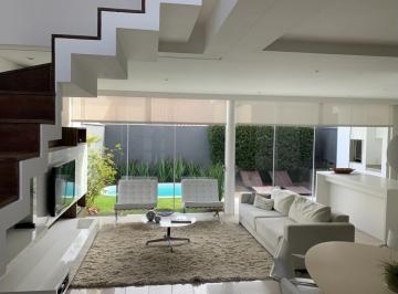 Casa · 200m² · 3 Quartos · 2 Vagas · Casa para alugar no bairro Centro - Balneário Camboriú/SC