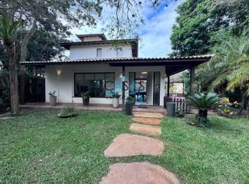Casa · 148m² · 4 Quartos · 2 Vagas · Alugo Excelente casa 4 quartos em condomínio poucos passos Praia de Manguinhos