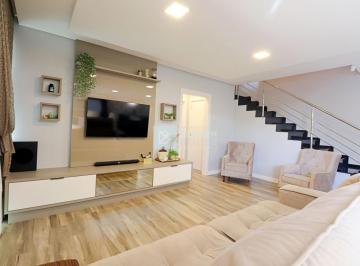 Casa · 174m² · 3 Quartos · 2 Vagas · Casa de alto padrão no bairro Ponta Aguda!