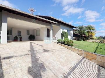 Casa · 3 Quartos · 2 Vagas · Ampla casa térrea no bairro Fortaleza!