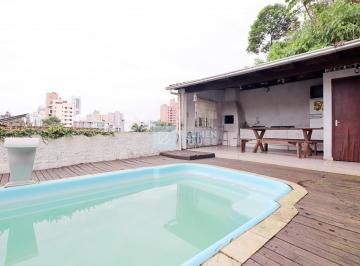 Casa · 120m² · 2 Quartos · 2 Vagas · Casa térrea com piscina e área de festas no bairro Ponta Águda!