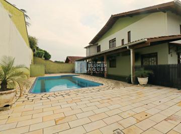 Casa · 127m² · 3 Quartos · 4 Vagas · Precisando de mais espaço? Conheça esta maravilhosa casa super ampla no bairro Fortaleza! Para os mo