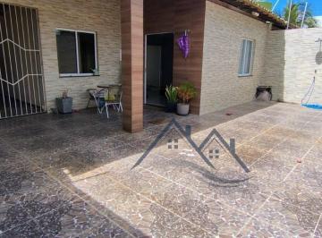 Foto 01 · Imperdível: Casa de 4 quartos, 3 suítes e 3 salas na Aruana com 250m²