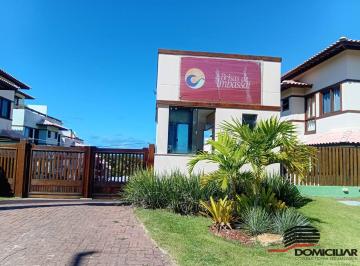 Apartamento · 90m² · 3 Quartos · 1 Vaga · Imbassaí, excelente Village 2/4, área gourmet com piscina, sala cozinha.