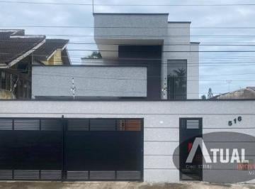 Casa · 225m² · 4 Quartos · 4 Vagas · Casa a venda no centro de Peruíbe litoral sul a 80 mts do mar.