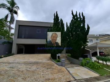 Casa · 357m² · 4 Quartos · 7 Vagas · Vende-se Casa MODERNA no Cond. Golf Village - Impecável, 4suítes, Área gour