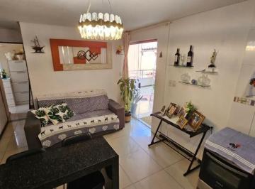 Apartamento de 2 quartos, Salvador · Itapuã, Apartamento, Vista Mar, 2/4, suíte, Excelente localização, 45m²