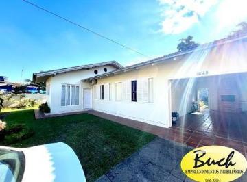 Foto 01 · Aluga casa Bairro Boa Vista Joinville - Buch Imóveis
