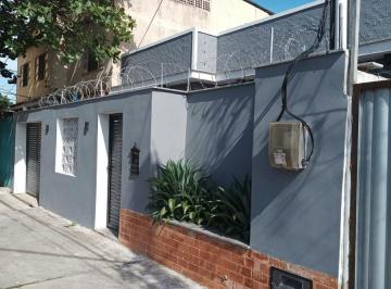 Casa de 4 quartos, Macaé · Casa 100% Linear no Centro de Macaé com Conforto, Espaço e Localização Privilegiada!