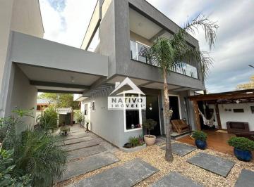 Casa · 146m² · 4 Quartos · 1 Vaga · Casa