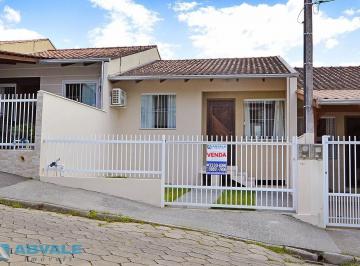 Casa · 57m² · 2 Quartos · 1 Vaga · Casa de Alvenaria Geminada com 2 Dormitórios, Banheiro e Estacionamento