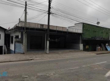 Terreno · 318m² · 6 Quartos · 2 Vagas · Oportunidade Imperdível: Imóvel Multifuncional com Potencial de Renda em Aluguel de Aproximadamente