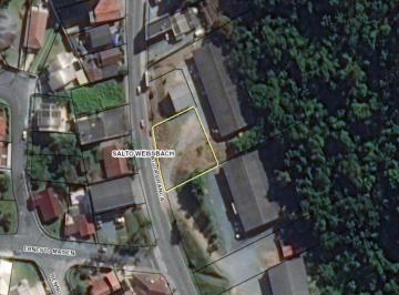 Terreno · Amplo terreno com 881,46m²