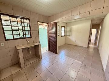 Casa de 2 quartos, Sobradinho · QUADRA 17 - CASA C/ DOIS QUARTOS 