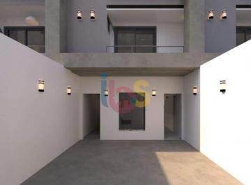 Casa · 144m² · 3 Quartos ·  Village com 3/4 na Zona Sul 