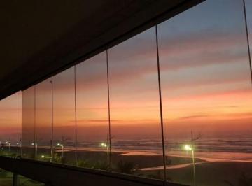 WhatsApp Image 2024 04 10 at 16 0151175e7dbe48960237d2080624c75f.jpg · 2 QUARTOS SENDO 1 SUITE 
FRENTE PRAIA 2 Quartos, 1 Suite, 1 Vaga