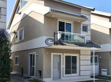Casa · 250m² · 4 Quartos · 2 Vagas · EDK VENDE - CASA TRIPLEX COM 4 QUARTOS (3 SUÍTES) - CONDOMÍNIO FECHADO - VARGEM