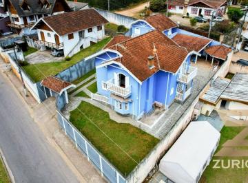 1d79beba0bb4cd1360d1ccc76cb9e715bbe10f97 · Casa com 5 dormitórios à venda, 370 m² por R$ 1.990.000,00 - Campos Do Jordão - Campos do Jordão/SP