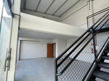 Comercial · 180m² · 2 Vagas · Ampla Sala Comercial para Locação – 180m2 | Localização Central e Privilegiada