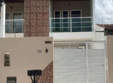 Foto 01 · Casa duplex disponível para Venda localizada no Bairro Mangabeira em Feira de Santana