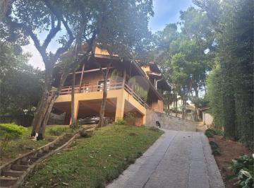 Casa · 201m² · 4 Quartos · 8 Vagas · Sobrado com 4 quartos à venda em Roseira - SP