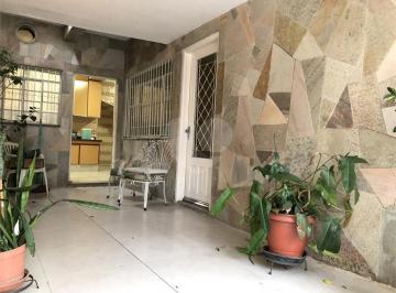 Casa · 130m² · 2 Quartos · 1 Vaga · Sobrado com 2 quartos à venda em Jardim das laranjeiras - SP