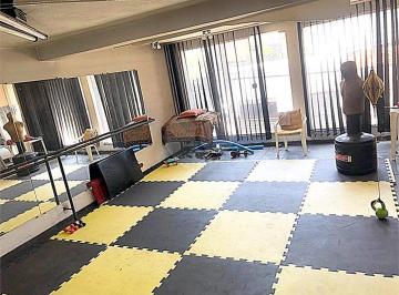 Comercial · 203m² · Prédio inteiro à venda em Santana - SP
