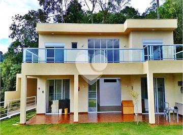 Casa · 400m² · 4 Quartos · 6 Vagas · Condomínio com 4 quartos à venda em Caraguatá - SP