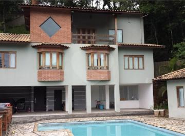 Casa · 338m² · 3 Quartos · 5 Vagas · Condomínio com 3 quartos à venda em Caraguatá - SP