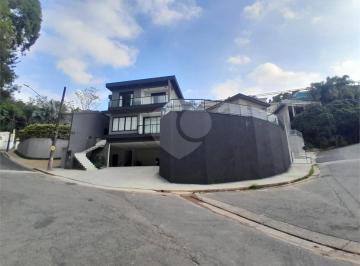 Casa · 460m² · 3 Quartos · 6 Vagas · Condomínio com 3 quartos à venda em Vila santos - SP