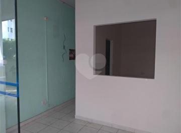 Apartamento · 34m² · 2 Vagas · Salas à venda em Liberdade - SP