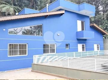 Imagem Principal · Casa à Venda em Condomínio Fechado Jardim da Montanha I com 3 dormitórios e 1 suíte
