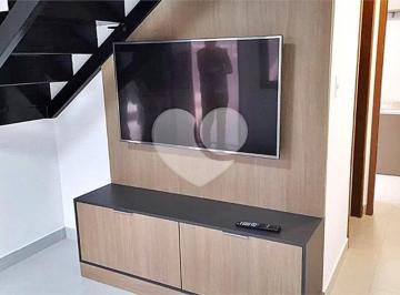 Casa · 213m² · 2 Quartos · Sobrado com 2 quartos à venda em Santana - SP