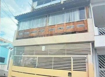 Casa · 150m² · 5 Quartos · 2 Vagas · Sobrado com 5 quartos à venda em Vila nivi - SP