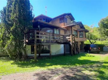 Casa · 300m² · 3 Quartos · 8 Vagas · Sobrado com 3 quartos à venda em Roseira - SP