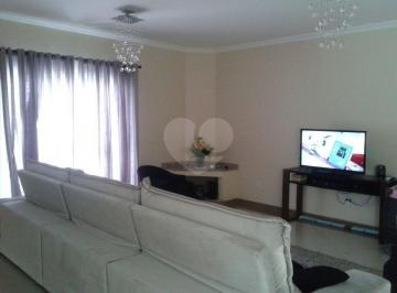 Casa · 310m² · 5 Quartos · 4 Vagas · Sobrado com 5 quartos à venda em Vila santos - SP