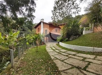 Casa · 220m² · 3 Quartos · 3 Vagas · Casa com 3 quartos à venda em Caraguatá - SP