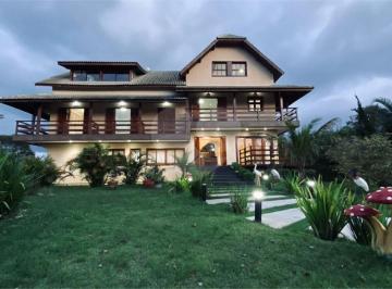 Casa · 413m² · 5 Quartos · 4 Vagas · Condomínio com 5 quartos à venda em Roseira - SP