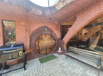 Casa · 173m² · 2 Quartos · 2 Vagas · Condomínio com 2 quartos à venda em Cumbari - SP