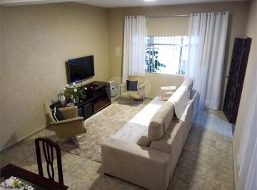 Casa · 200m² · 4 Quartos · 2 Vagas · Sobrado com 4 quartos à venda em Vila santos - SP