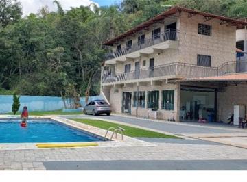 Rural · 606m² · 3 Quartos · 6 Vagas · Chácara com 3 quartos à venda em Rio acima - SP