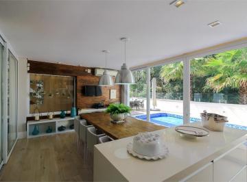 Casa · 350m² · 3 Quartos · 6 Vagas · Casa com 3 quartos à venda em Vila Albertina - SP