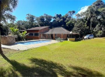 Casa · 180m² · 3 Quartos · 8 Vagas · Condomínio com 3 quartos à venda em Caraguatá - SP