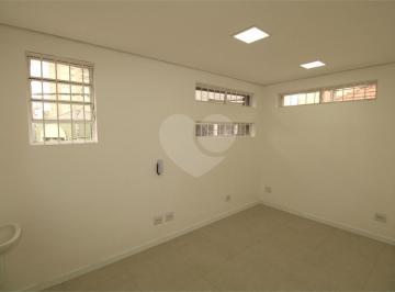 Comercial · 70m² · Salas à venda em Santana - SP