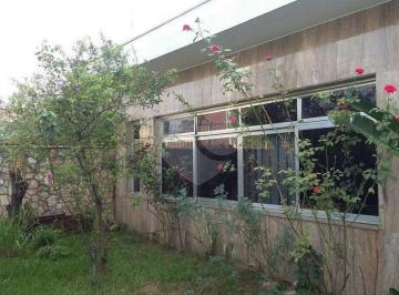 Casa · 340m² · 3 Quartos · 10 Vagas · Casa térrea com 3 quartos à venda em Vila galvão - SP